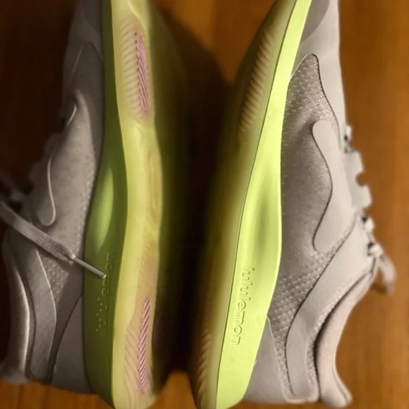 Lululemon Strongfeel Women's Training Shoe - Picture 8 of 10